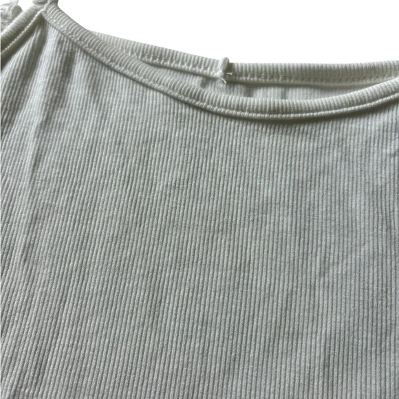 White Fitted Tank Top - Picture 5 of 6